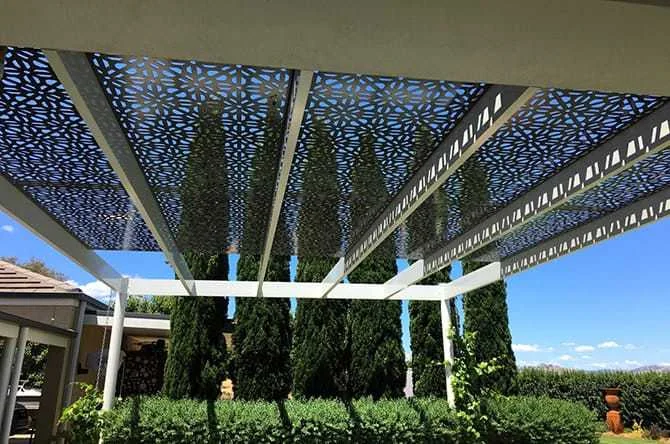 Geo Criss Cross Corten | Architectural Metal Screen Pattern pattern detail reference